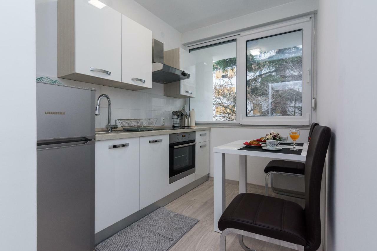 Marea Apartment